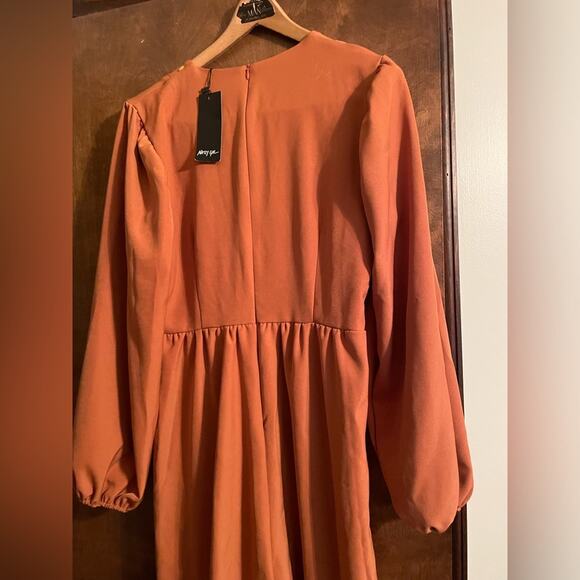 NastyGal Belted Detail Puff Sleeve Flared Jumpsuit - Picture 9 of 10